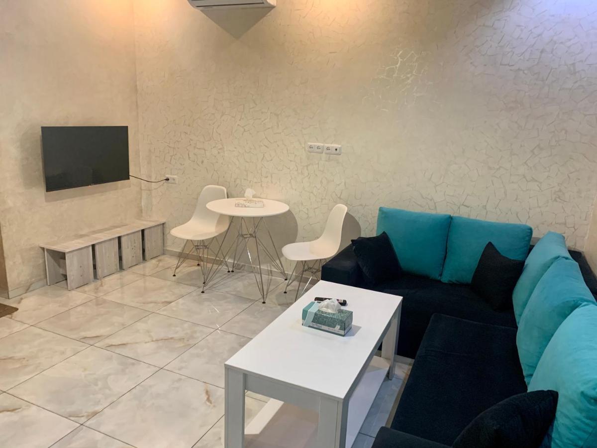 Luxury Apartment With Jacuzzi On Republic Square Yerevan Bagian luar foto