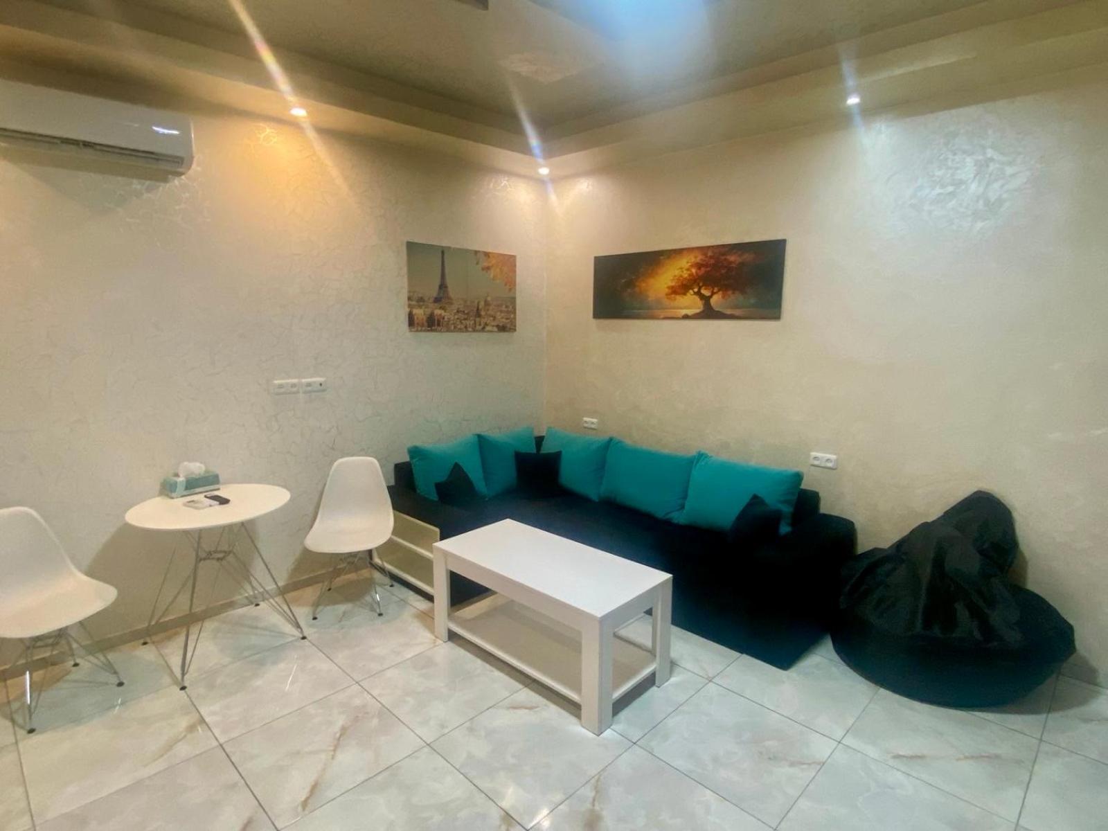 Luxury Apartment With Jacuzzi On Republic Square Yerevan Bagian luar foto